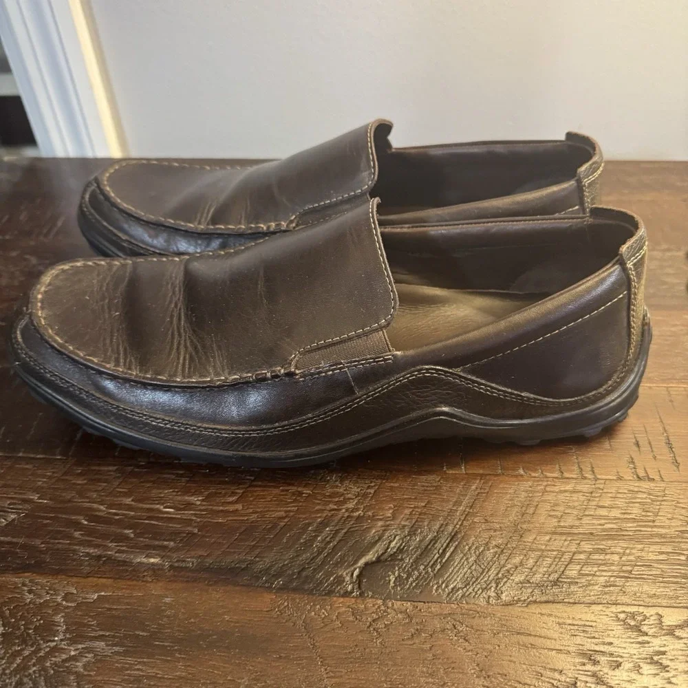 Cole Haan one small
